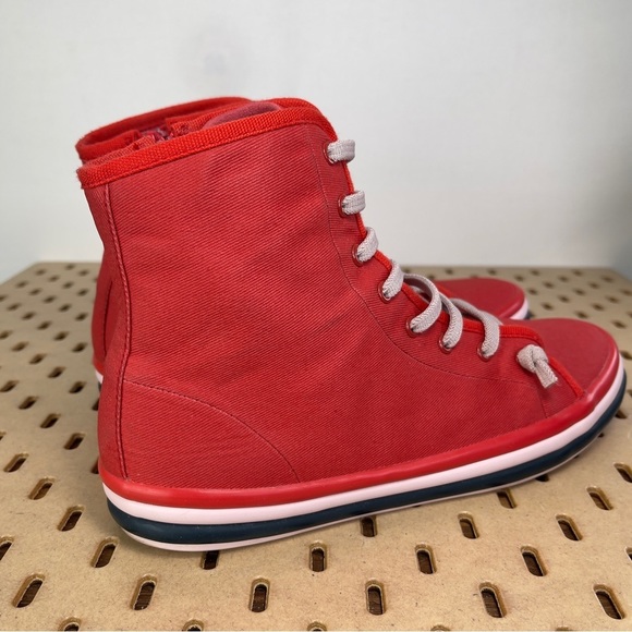 Camper Women’s Hoops Red Ankle Zip Sneaker Bootie Size US 9/ EU 40 - Picture 2 of 10
